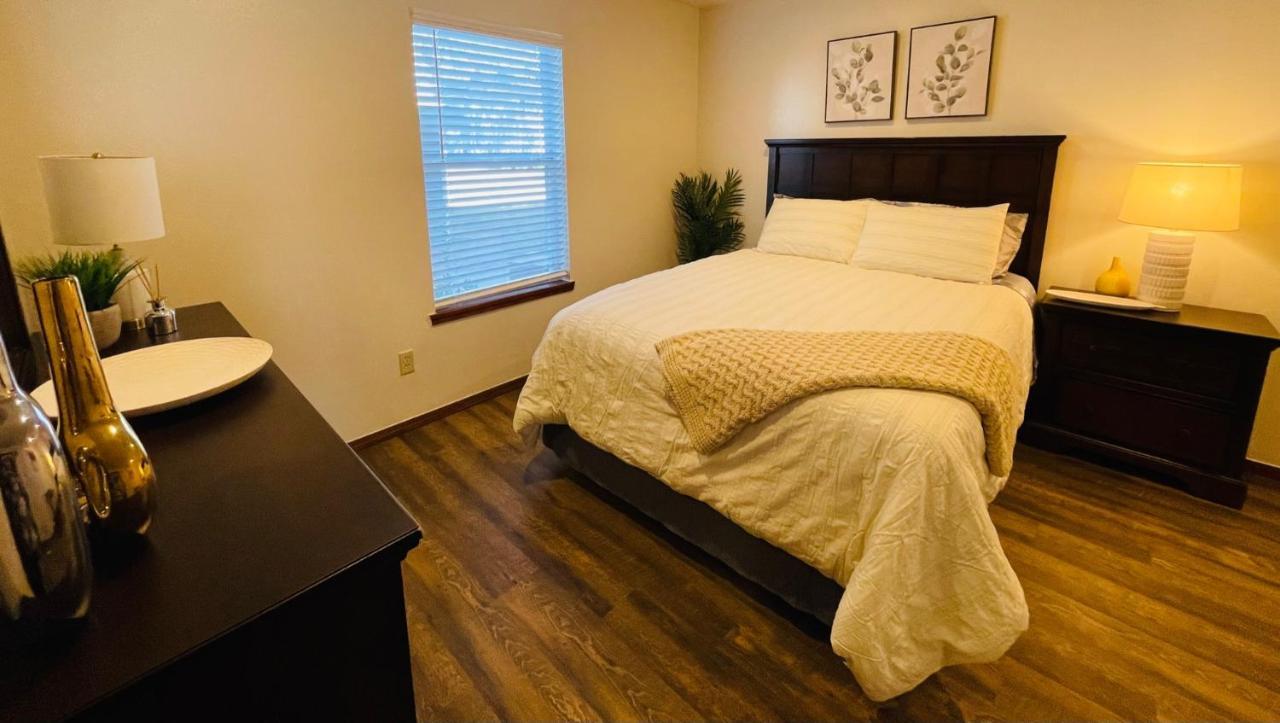 Ou-2 Bed 2 Bath Apartment Close To Ou Oklahoma City Exteriör bild